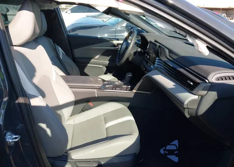 2025 Toyota Camry Se from USA, damaged, VIN 4T1DAACK6SU569136